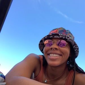 Meet your Posher, Opaul